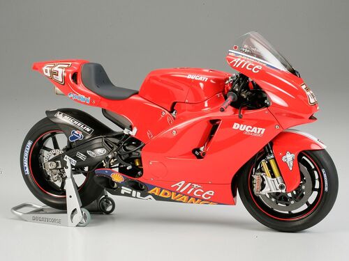 Tamiya 1/12 scale Ducati Desmosedici