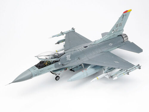 Tamiya 1/48 scale Lockheed Martin F-16CJ Fighting Falcon