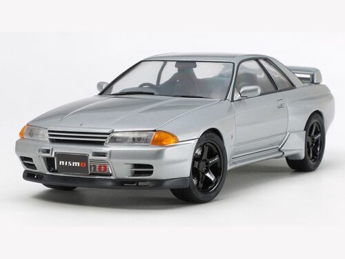 Tamiya 1/24 scale Nissan Skyline GT-R (R32) Nismo-Custom