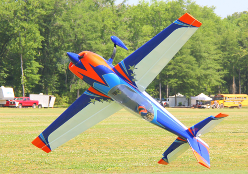 Extreme Flight - Extra 300 104" V3, Orange/Blue ARF Kit