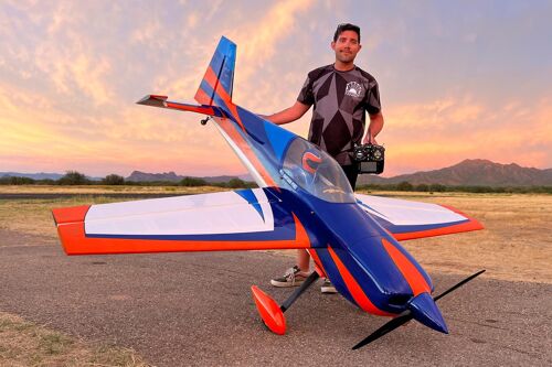 Extreme Flight - Slick 580 EXP 105.5" V2, White/Blue/Orange ARF Kit