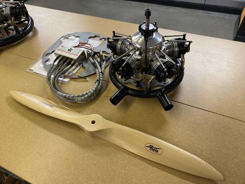 AS NEW - UMS 100CC 5 Cylinder 4-Stroke Radial Engine (ONLY 5L) + Fiala Propeller 24x10 & Baffle