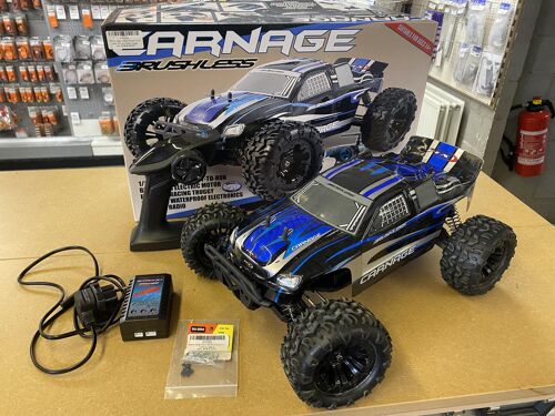 DEMO MODEL - FTX Carnage 1/10 4WD Brushless RTR Truggy