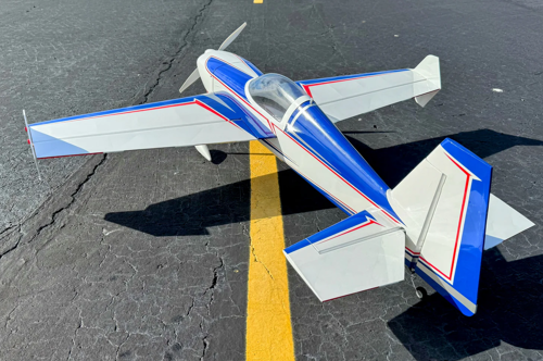 Extreme Flight - Extra 260 49", Blauw/Wit ARF Kit