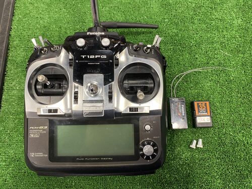 Second Hand - Futaba T12FG 2.4Ghz Transmitter Mode 1 (with receiver and 35mz-fm)