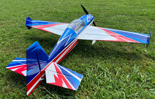 Extreme Flight - Extra 300 67", Bleu/Blanc Kit ARF